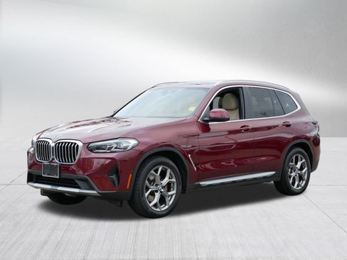 Certified 2023 BMW X3 xDrive30i w/ Premium Package image 3