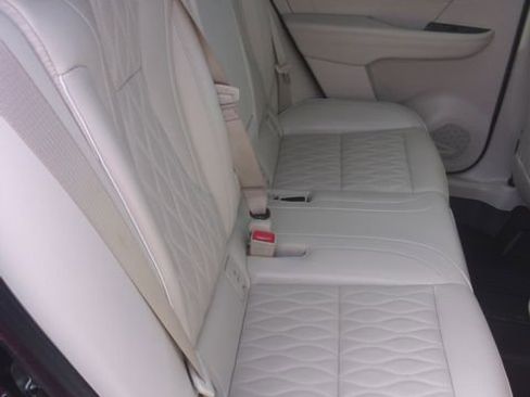 Used 2023 Buick Envision Avenir FWD image 35