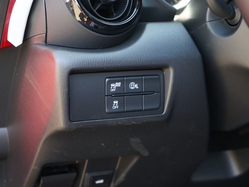 New 2026 MAZDA MX-5 Miata Club w/ Interior Package RWD image 16