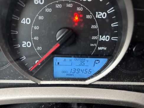 Used 2015 Toyota RAV4 LE w/ Four Season Floor Mat Package image 9