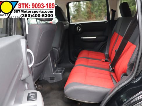 Used 2007 Dodge Nitro R/T image 14