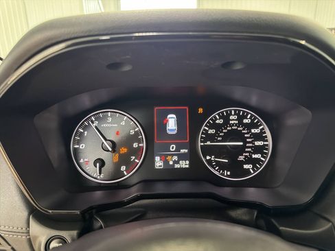 Used 2023 Subaru Outback Premium AWD/4WD image 14