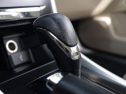 Used 2015 Honda Accord LX image 40