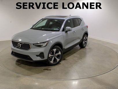 Used 2025 Volvo XC40 B5 Core w/ Protection Package Premier