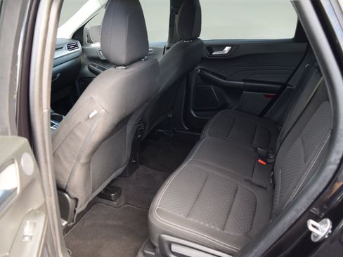 Used 2023 Ford Escape Active w/ Tech Pack #2 AWD/4WD image 8