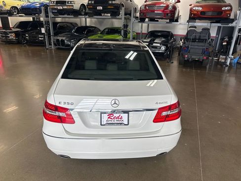 Used 2010 Mercedes-Benz E 350 4MATIC Sedan image 41