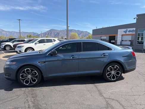 Used 2018 Ford Taurus SHO w/ Driver Assist Package image 10