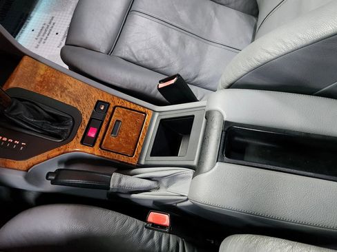 Used 1999 BMW 528i Sedan image 37