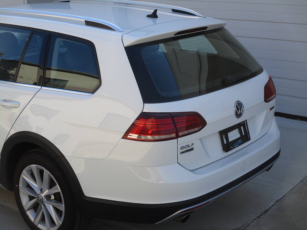 Used 2019 Volkswagen Golf Alltrack S AWD/4WD image 50