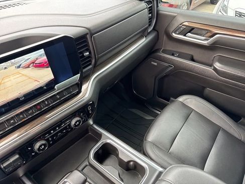 Used 2022 Chevrolet Silverado 1500 LT Trail Boss w/ Convenience Package II image 54