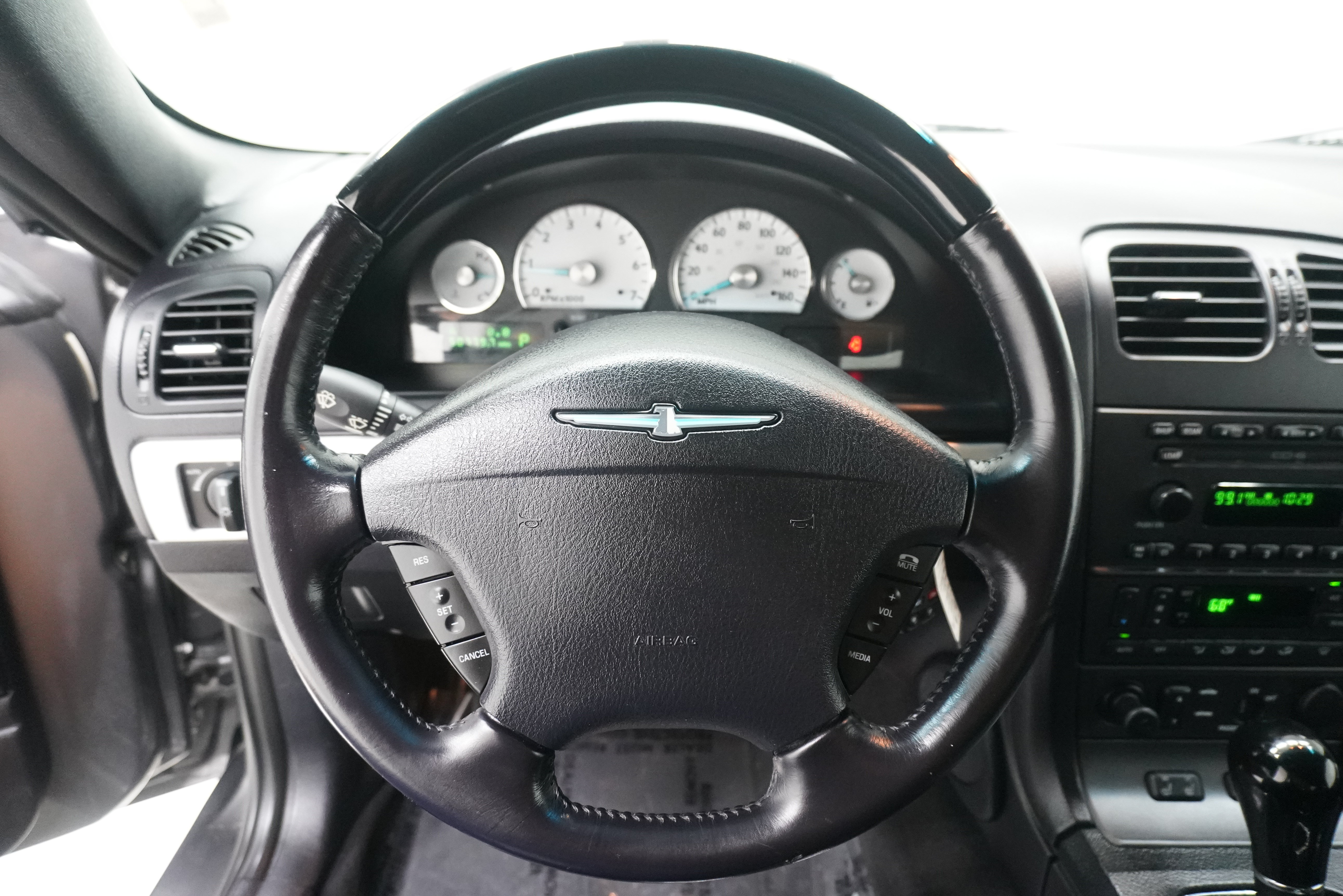 Used 2003 Ford Thunderbird RWD image 15