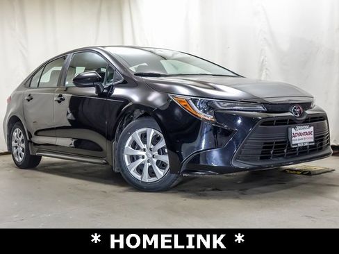 Certified 2025 Toyota Corolla LE image 2