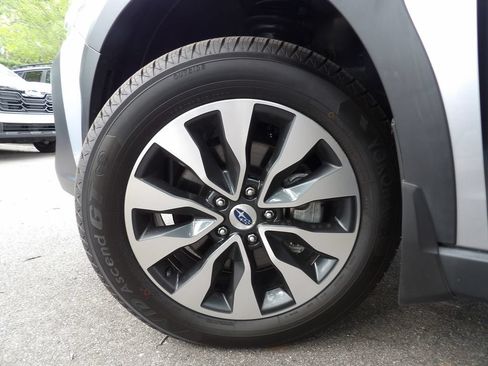 Used 2024 Subaru Outback Touring XT AWD/4WD image 32