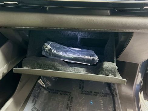 Used 2021 Cadillac Escalade ESV Sport w/ Driver Assist Tech Package image 29