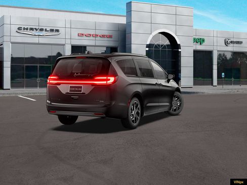 New 2027 Chrysler Pacifica Limited AWD/4WD image 7