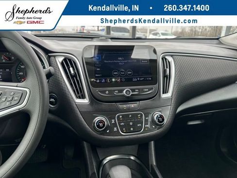 Used 2025 Chevrolet Malibu LT image 20