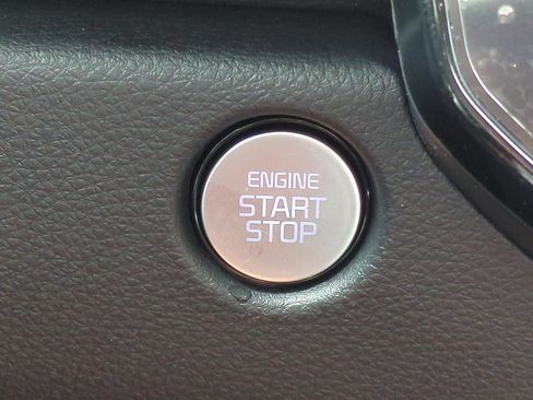 New 2026 Kia Carnival EX image 26