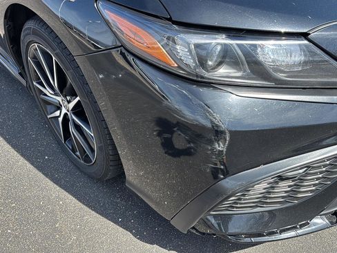 Used 2023 Toyota Camry SE image 19