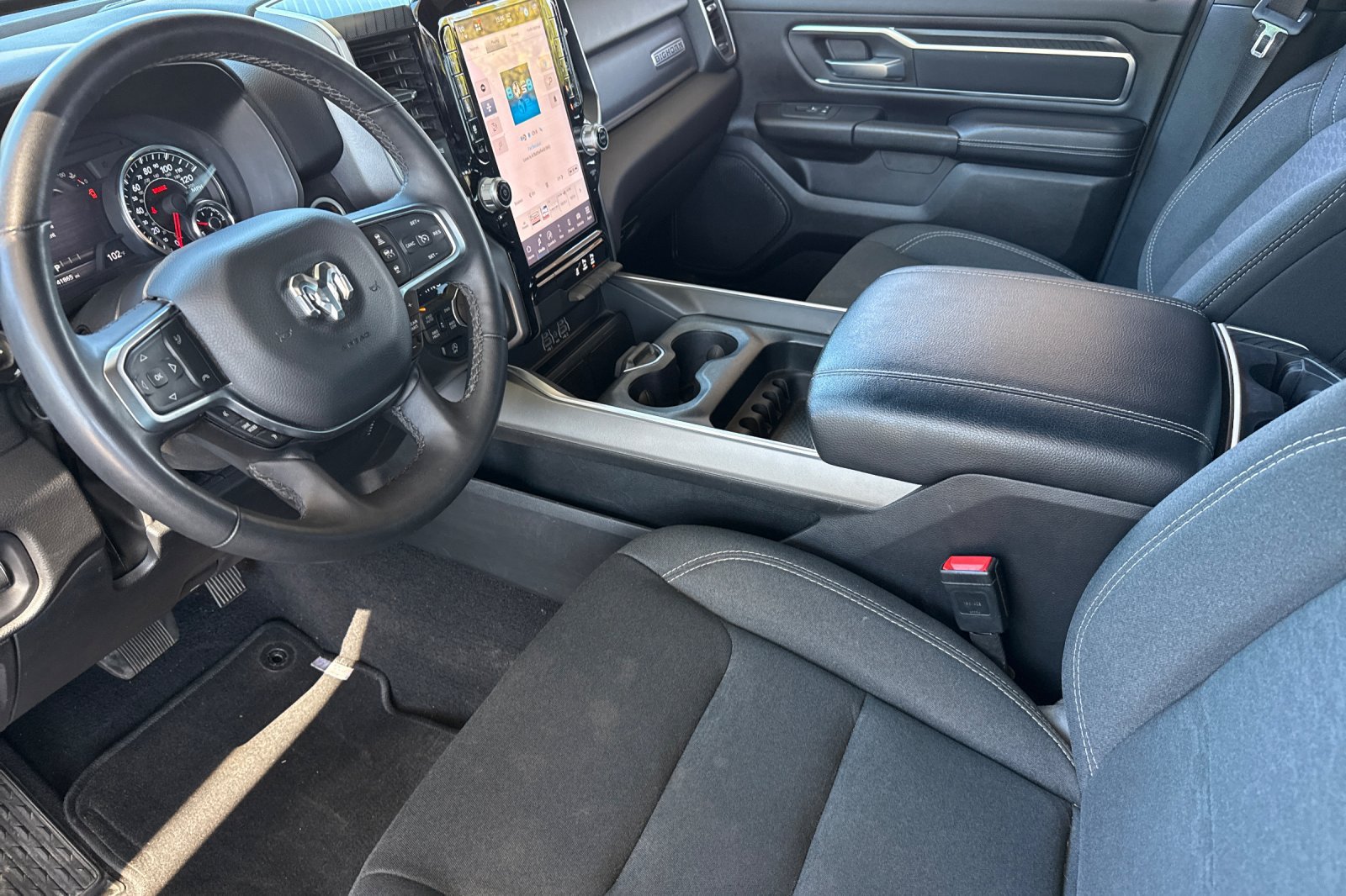 Used 2025 RAM 1500 Big Horn AWD/4WD image 5