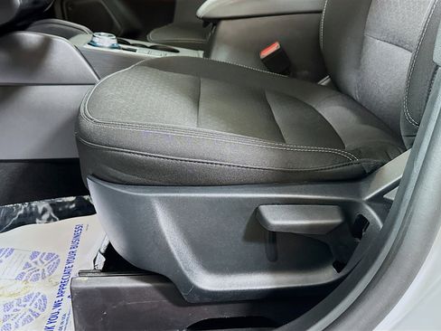 Used 2025 Ford Escape Active AWD/4WD image 18