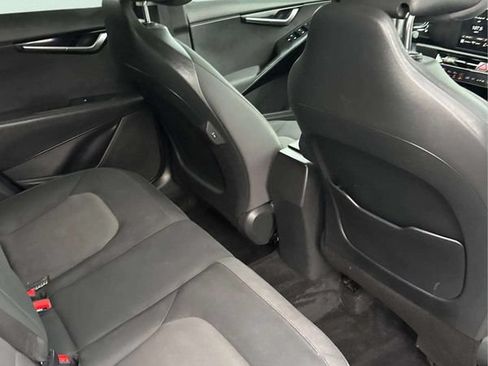 Used 2023 Kia Niro LX FWD image 12