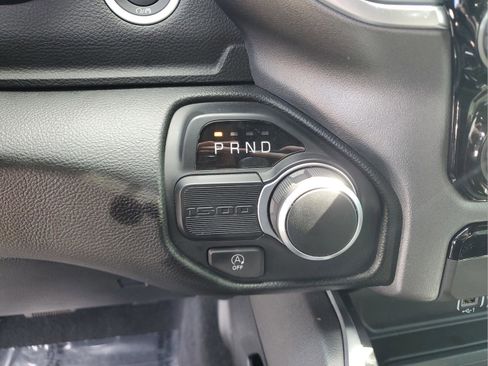 Certified 2025 RAM 1500 Big Horn image 24