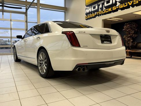 Used 2017 Cadillac CT6 Luxury image 4