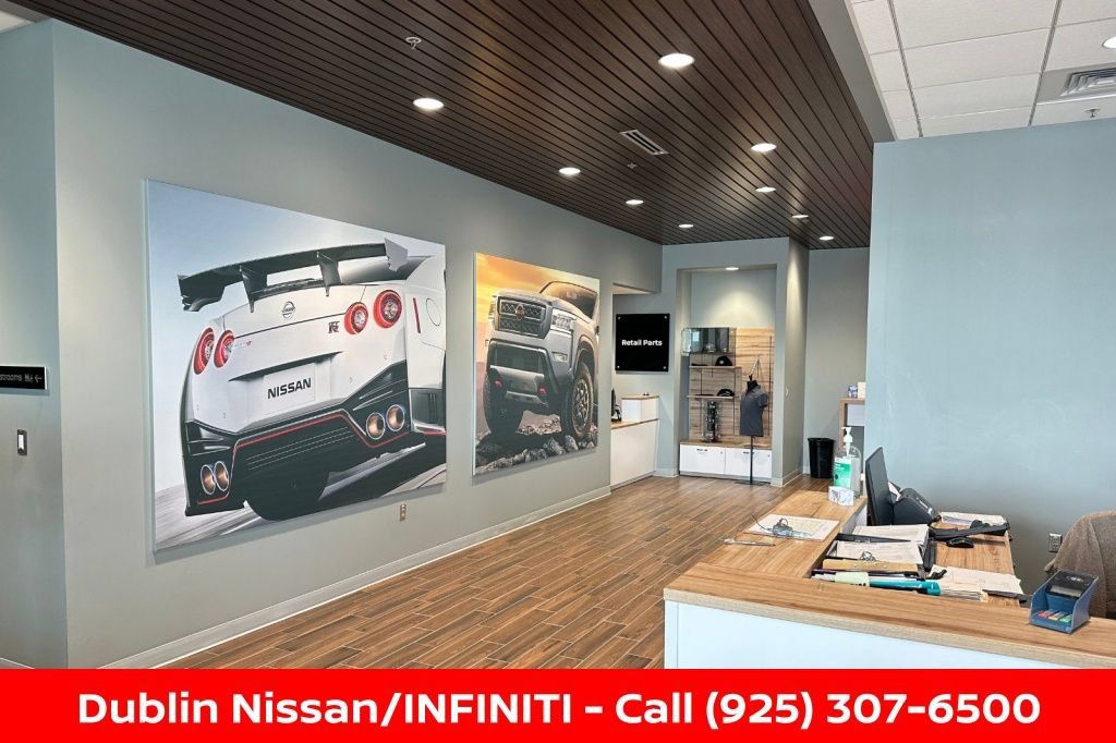 Certified 2024 Nissan Rogue S FWD image 57