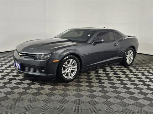 Used 2014 Chevrolet Camaro LT image 9