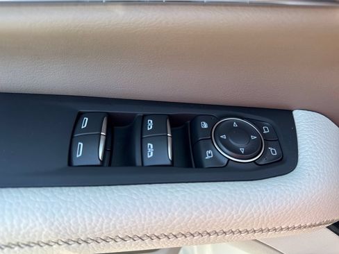 New 2026 GMC Yukon Denali w/ Denali Reserve Package AWD/4WD image 22
