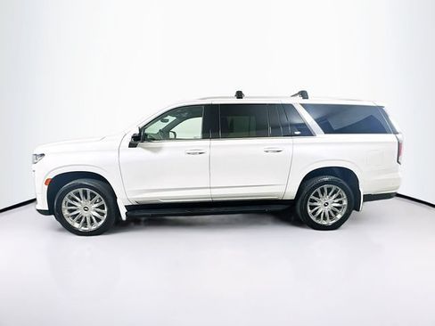 Used 2023 Cadillac Escalade ESV Premium Luxury AWD/4WD image 5