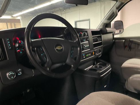 Used 2020 Chevrolet Express 2500 w/ Driver Convenience Package RWD image 16