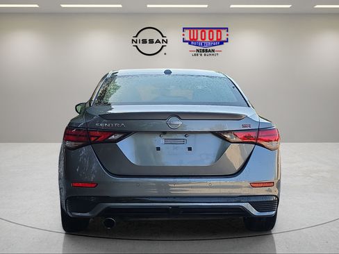 Used 2025 Nissan Sentra SR FWD image 3