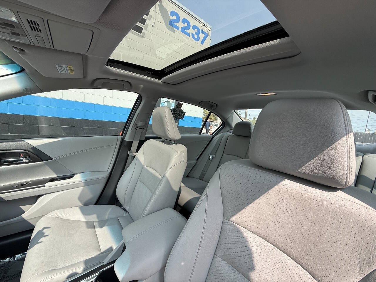 Used 2013 Honda Accord EX-L image 11