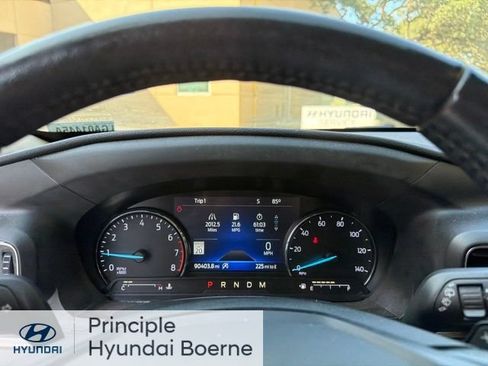 Used 2020 Ford Explorer Limited AWD/4WD image 9