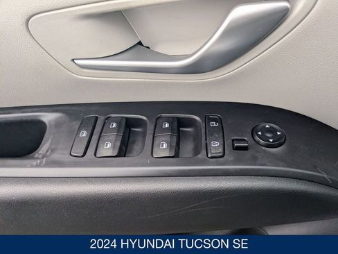 Certified 2024 Hyundai Tucson SE image 14
