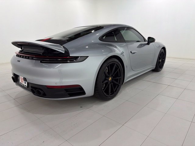 Used 2020 Porsche 911 Carrera RWD image 5