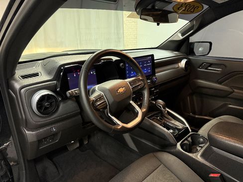 Used 2023 Chevrolet Colorado LT w/ LT Convenience Package image 24