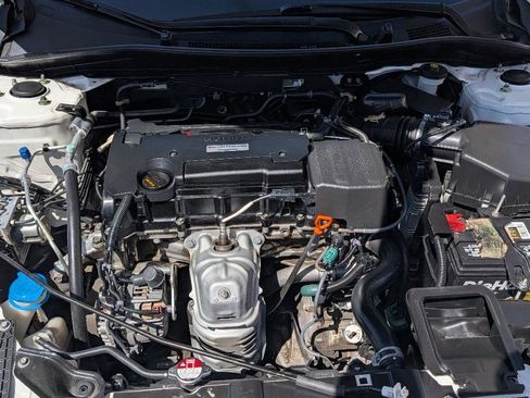 Used 2016 Honda Accord LX image 14