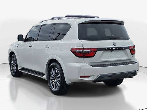 Used 2023 Nissan Armada SL w/ Captain's Chairs Package AWD/4WD image 5