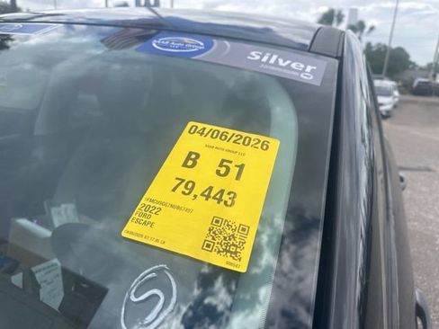 Used 2022 Ford Escape SE w/ Cold Weather Package image 11