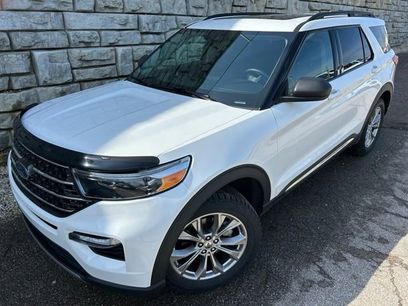 Certified 2023 Ford Explorer XLT w/ Equipment Group 202A