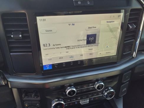 New 2025 Ford F250 Lariat w/ Chrome Package image 13