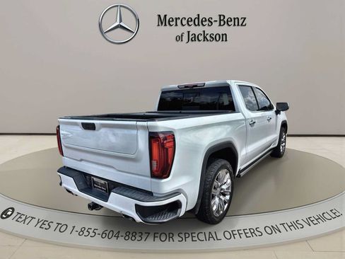 Used 2022 GMC Sierra 1500 Denali w/ Denali Reserve Package AWD/4WD image 5