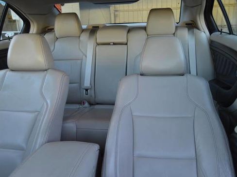 Used 2011 Ford Taurus SEL w/ 201A Rapid Spec Order Code FWD image 8