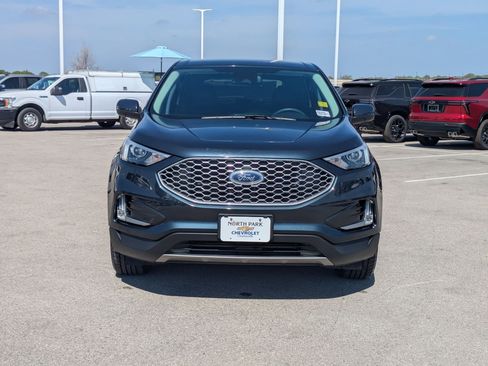 Used 2024 Ford Edge SEL w/ Convenience Package image 8