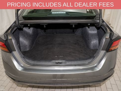 Used 2024 Nissan Altima 2.5 SL AWD/4WD image 5