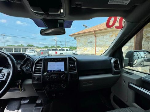 Used 2020 Ford F150 XLT w/ Equipment Group 302A Luxury AWD/4WD image 11