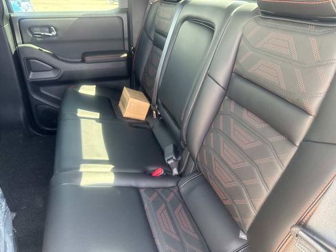 New 2025 Nissan Frontier Pro-X w/ Pro Premium Package RWD image 19
