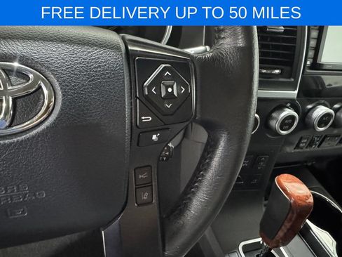 Used 2018 Toyota Sequoia Platinum AWD/4WD image 7